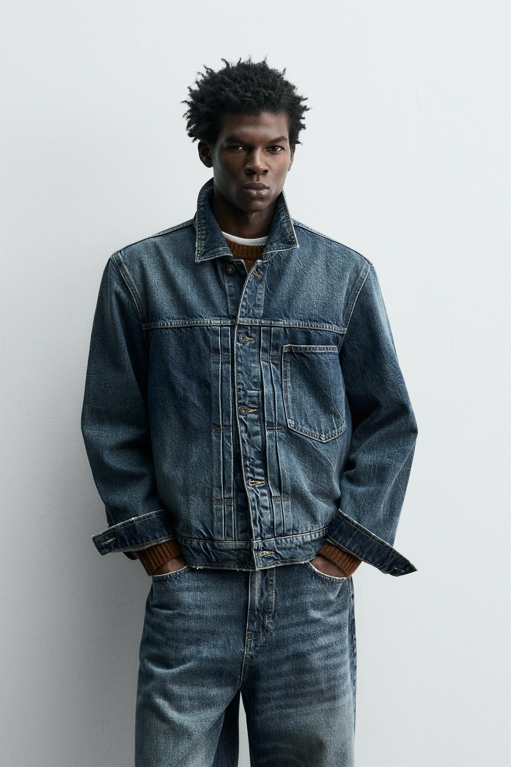 PLEATED DENIM JACKET